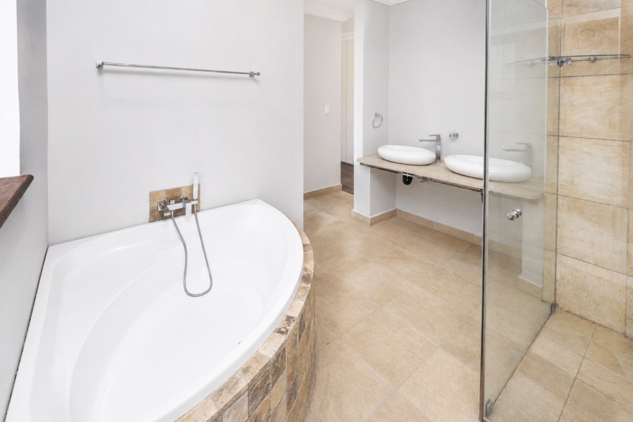 4 Bedroom Property for Sale in Pecanwood Estate North West